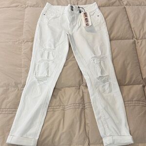 NWT Vanilla Star Women's Straight Leg White Jeans